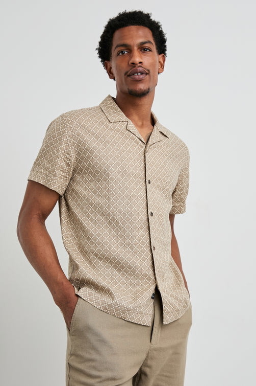 ATLAS SHIRT - IKAT OAT - FRONT BODY