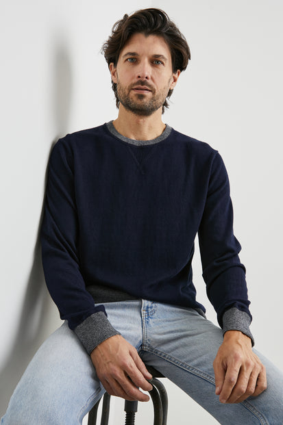 BURNS SWEATER - PERFECT NAVY - FRONT BODY