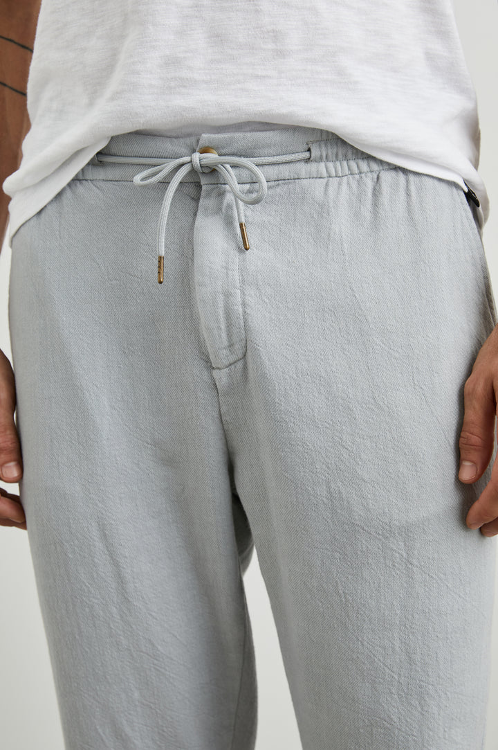 CALLUM PANT - CEMENT - FRONT DETAILS