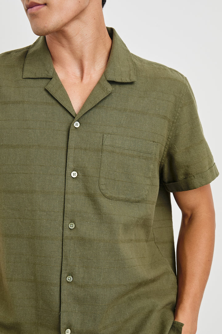 DAVIS SHIRT - TRUE OLIVE - DETAILS