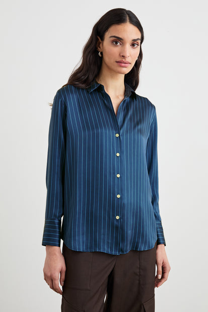 DORIAN-ARCTIC-STRIPE-FRONT