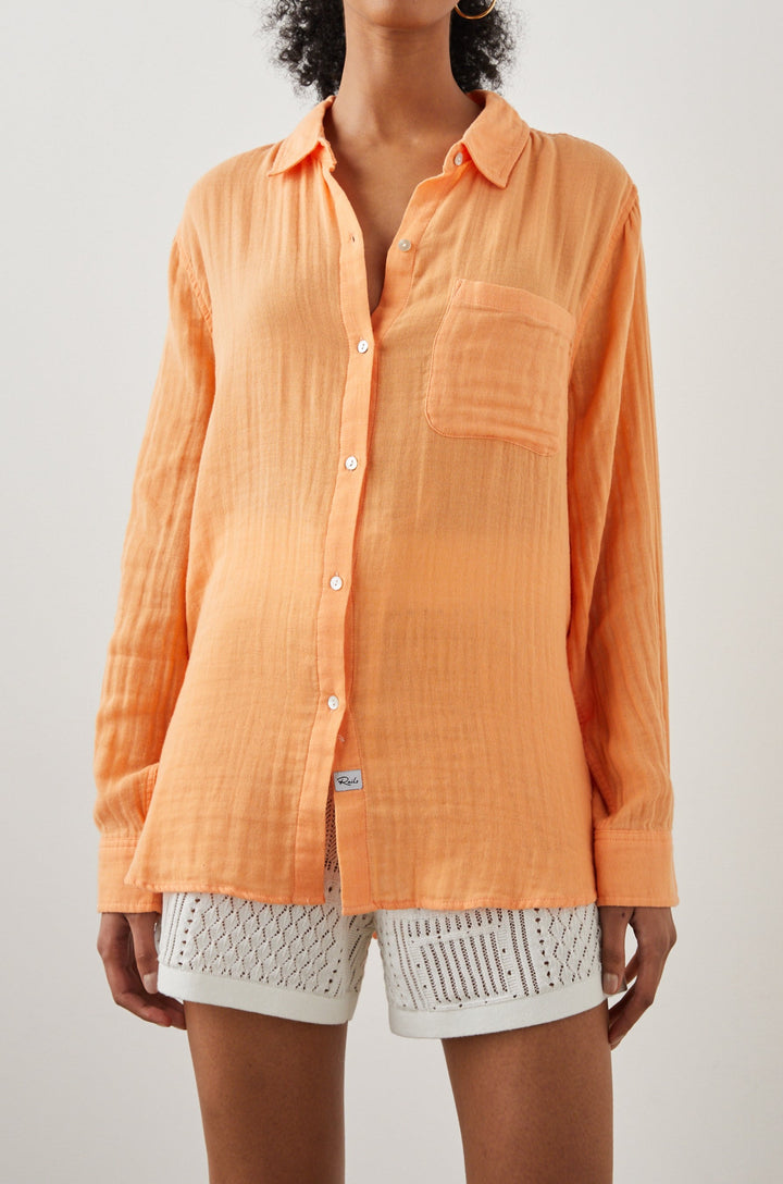 ELLIS SHIRT - PAPAYA- FRONT