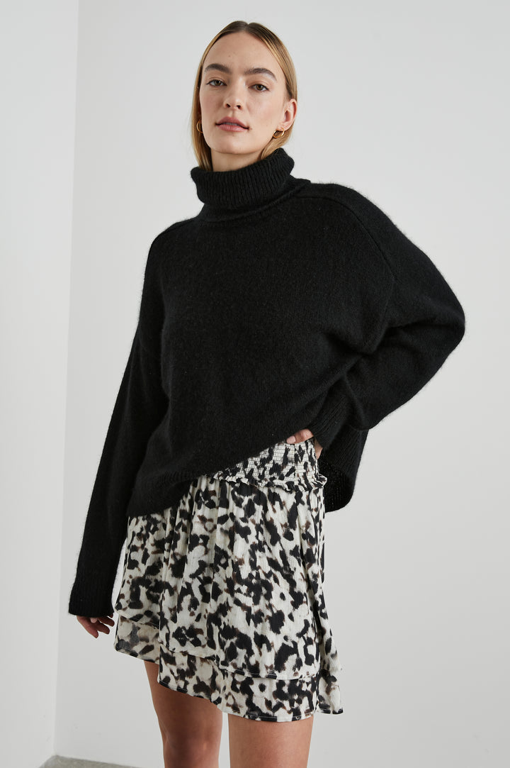 ESTELLE SWEATER BLACK - FRONT ANGLE