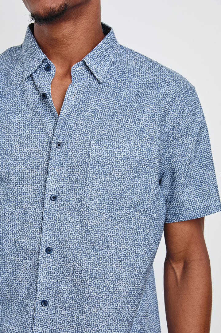 Fairfax short sleeve button up shirt with collar in Abstract Block Blue - close up of details