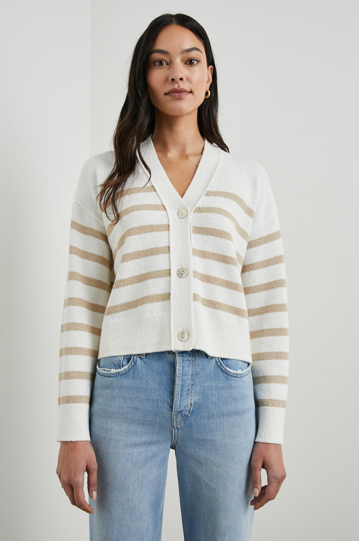 GENEVA-SAND-STRIPE-FRONT