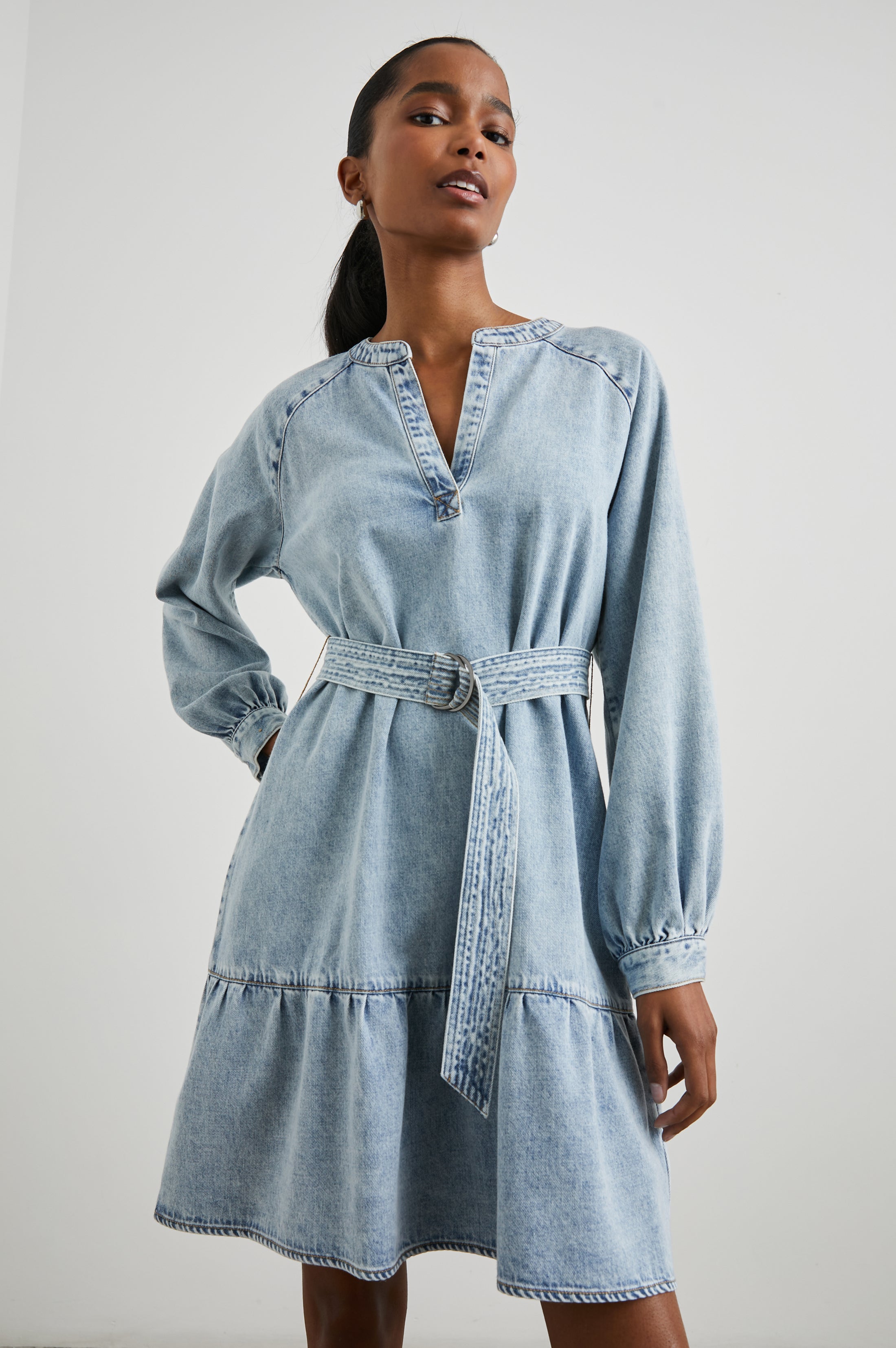 Lila robe outlet