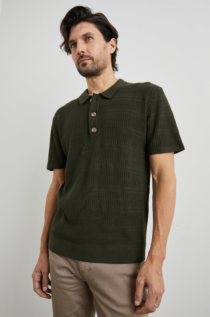 NATHAN POLO SHIRT - ANCIENT OLIVE - SIDE BODY