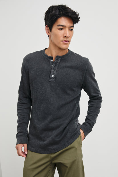 SOTO HENLEY - WASHED BLACK - FRONT