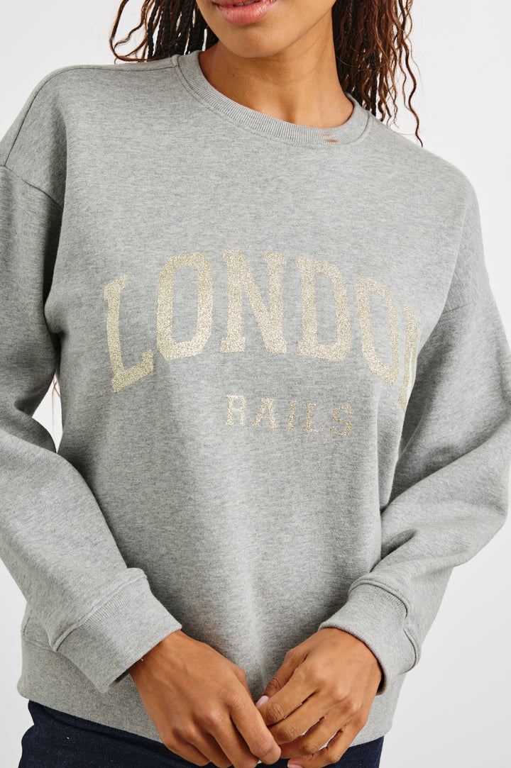 VARSITY-SWEATSHIRT-LONDON-GLITTER-DETAIL