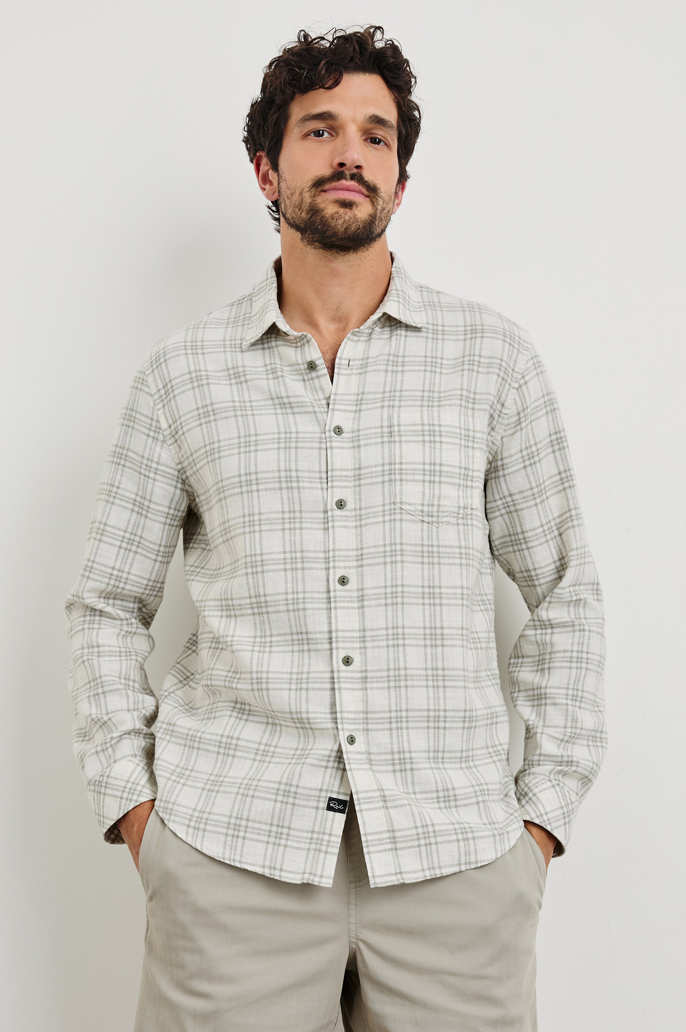 Rails Wyatt hot Button up