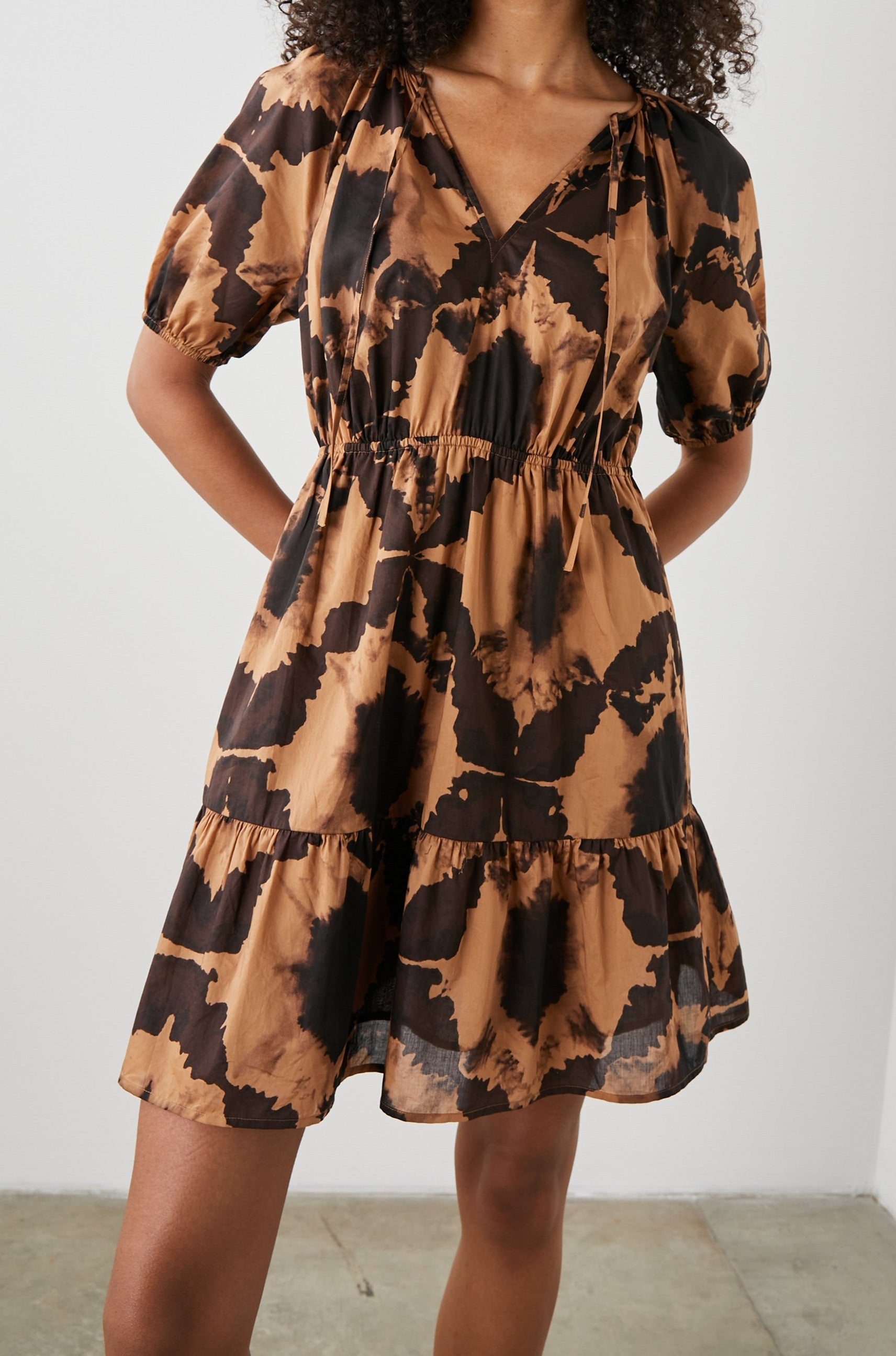 Dress with tigers on it hotsell