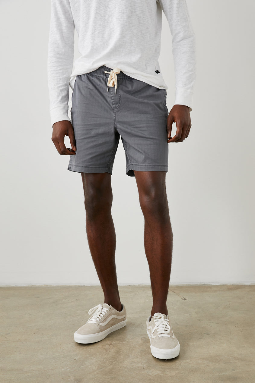 CRUZ SHORT - CHARCOAL – Rails