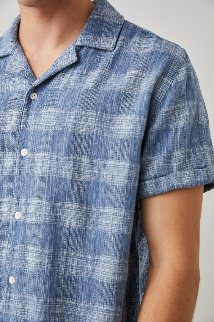 DRESDEN SHIRT KYOTO BLUE - DETAIL