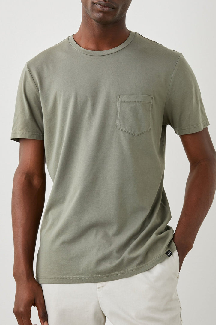 JOHNNY OLIVE T-SHIRT - FRONT